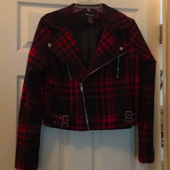 Women’s Jacket - Picture 1 of 3